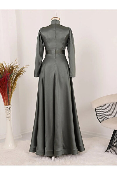 New Elegans Omuzları Beli ve Önü Boncuklu Saten Tesettür Düğün Uzun Abiye Elbise