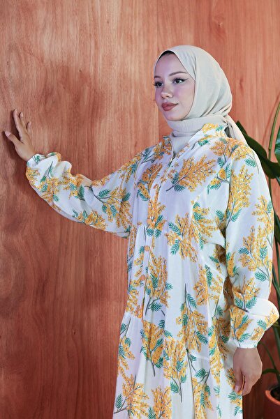 hafsamina Καλοκαιρινό φόρεμα με λουλουδάτο εμπριμέ λευκό HM2795