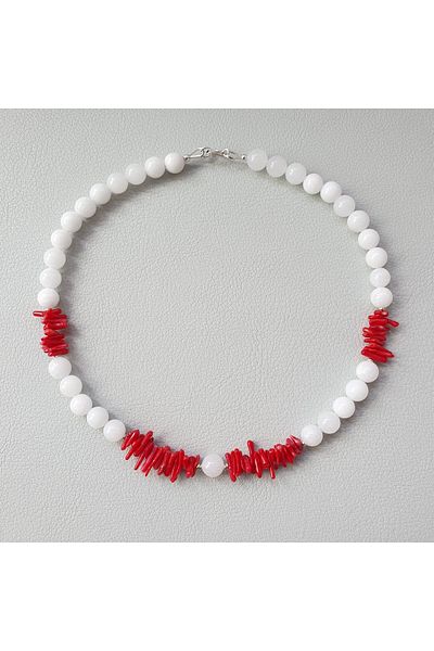 Abundo Necklace made of white jade stones and coral twigs with 925 silver accessories, 41 cm