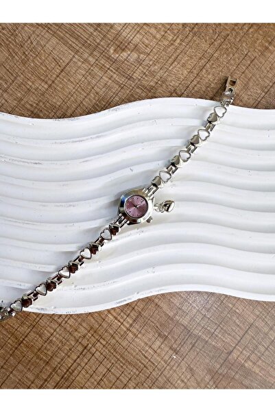 LOOQ Minimal Heart Figured Women's Wristwatch