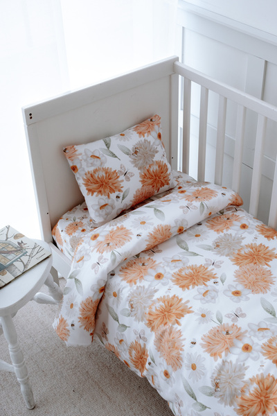 NOU طقم غطاء لحاف سرير بارك مع ملاءات عضوية كبيرة مزهرة (80X120 - 35x45 - 60x120) - Flower Party