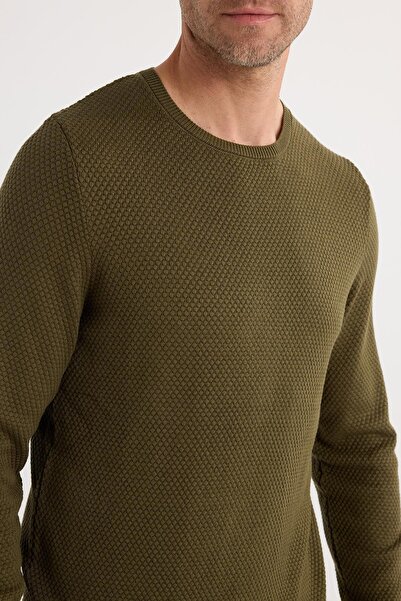 Tudors Erkek Standart Fit Normal Kesim Bisiklet Yaka Petek Desenli Koyu Haki Triko Kazak