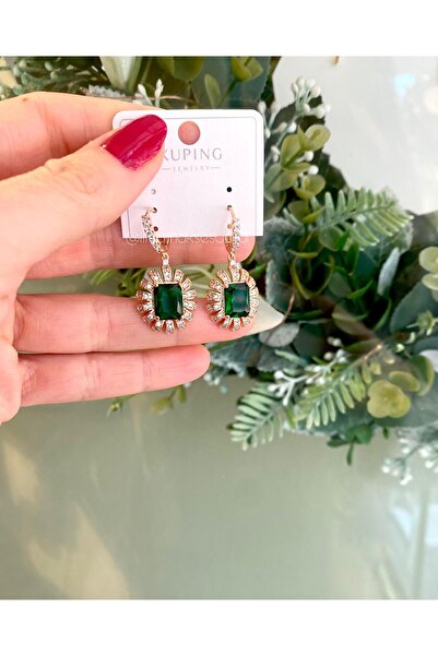 Lilyum Aksesuar Yeşil Baget Taş Detaylı Zirkon Taşlı Çiçek Model Gold Sarı Altın Renk Çelik Sallantılı Halka Küpe