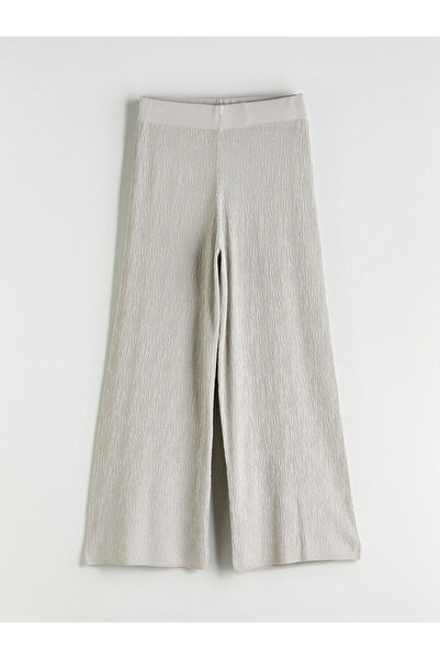 LC Waikiki Bej Beli Lastikli Dokulu Kadın Triko Pantolon