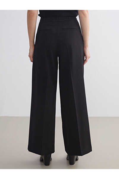LC Waikiki Quality Parts from Çelebi Store |   Loose Fit Wide Leg Women's Pleated Trousers