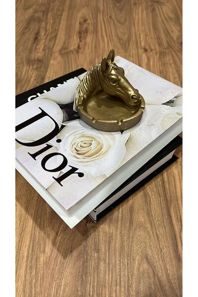 PESA Polyester Horse Head Design Ashtray Decorative Object