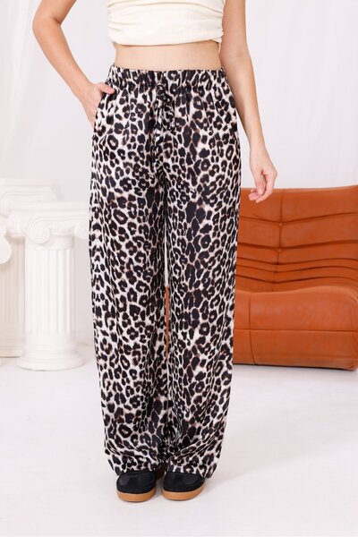 Pulli Collection Pantaloni din satin cu model leopard