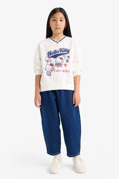 DeFacto Girls Hello Kitty Oversize Wide Fit V Neck Sweatshirt F5365A825Au