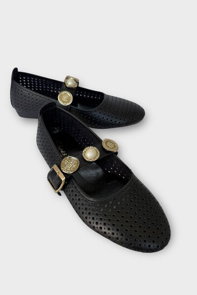 Liger Women's Pearl and Seal Accessory Strap Ballerina Black - Gold