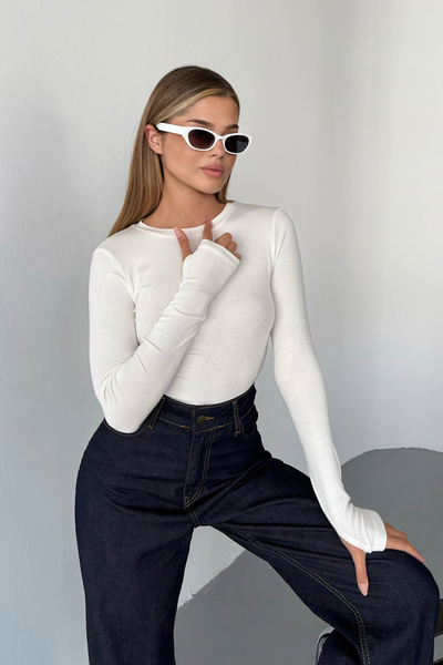 LACHT Women's White Crew Neck Finger Snap Modal Fabric Body