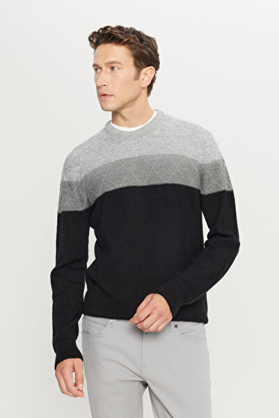 AC&Co / Altınyıldız Classics Pulover cald pentru bărbați, gri-negru, cu imprimeu colorblock - decolteu, croială standard