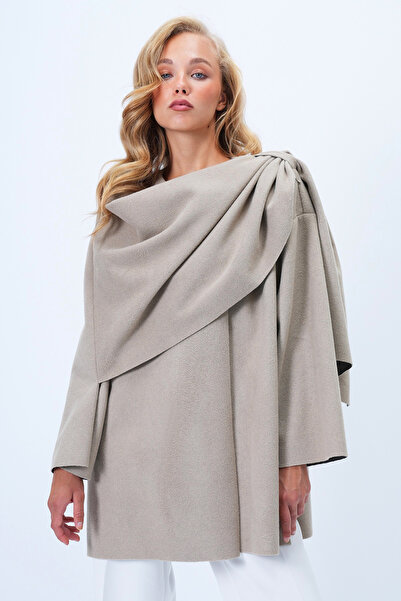 Trend Alaçatı Stili سترة نسائية من الصوف المخلوط بمظهر بونشو من الحجر Alc-X14423