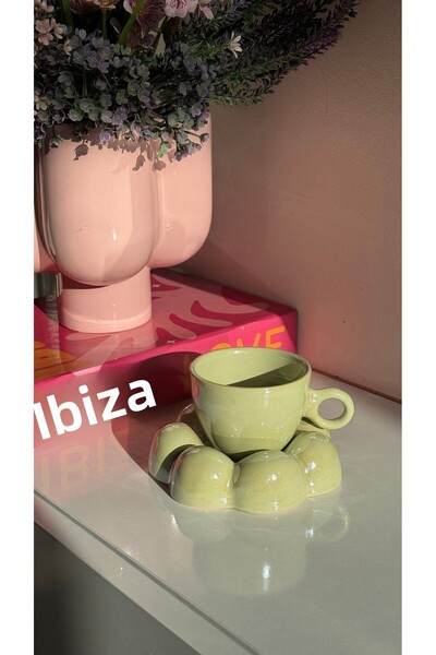 Karat Home Daisy Coffee Cup