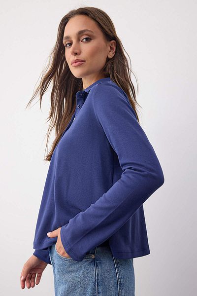 Trendyol Collection Wardrobe Essentials – Navy Blue Buttoned Knitted Blouse with Fabric |   Twoaw26Bz000740
