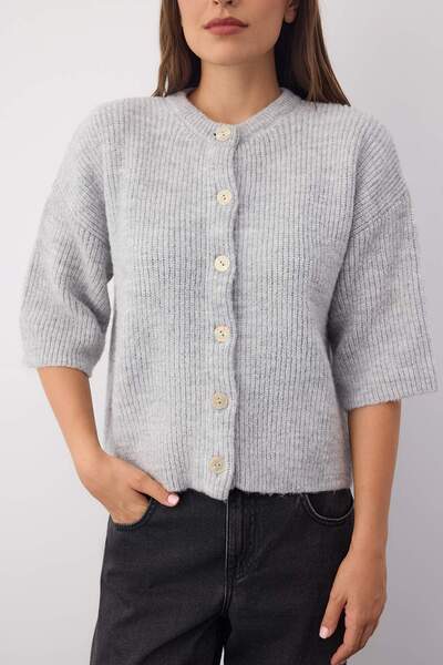 Trendyol Collection Wardrobe Essentials Gray Soft Textured Wide Fit Short Sleeve Basic Knitwear Cardigan | Twoaw26Hi002510