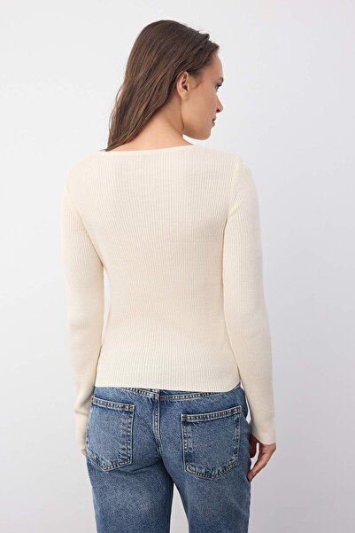 Trendyol Collection Wardrobe Essentials Ecru Interwoven Knitwear Blouse-Sweater | Twoaw26Kz000222