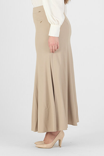 G-Line Stone ColorMaxiLength Pleated Back FishModelSkirt