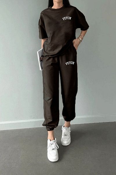 CLAYES بنطال رياضي من Fetch T-shirt Jogger - طقم بني كبير الحجم برقبة دائرية