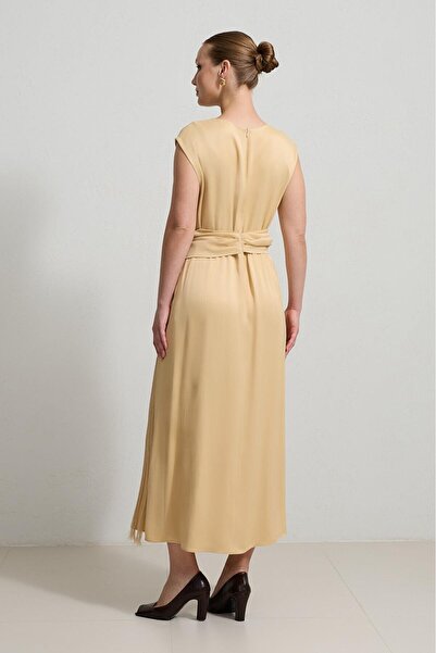 Setre Αμπελώνιο φόρεμα με φούντα και λεπτομέρεια μέσης, αμάνικο