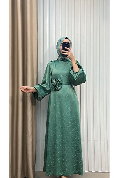 MERVE TESETTÜR Сатинове плаття з поясом з трояндами