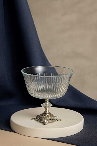 Elta Collection وعاء كبير الحجم بتفاصيل فضية بأرجل معدنية - تقديم - تقديم - وعاء سلطة