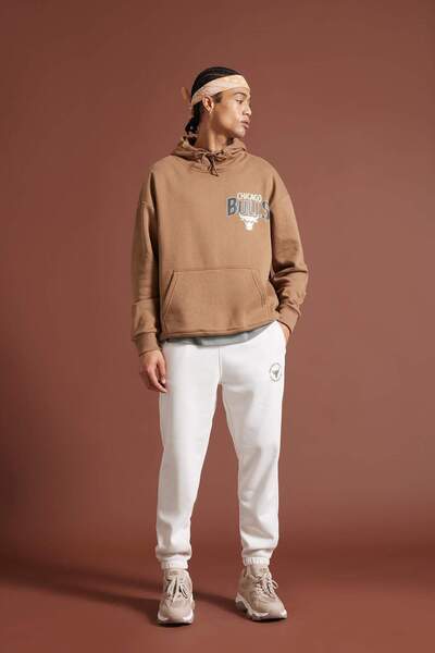 DeFacto DeFactoFit NBA Chicago Bulls Standard Fit με τσέπες με ελαστική ζώνη Jogger Sweatpants D3244AX24WN
