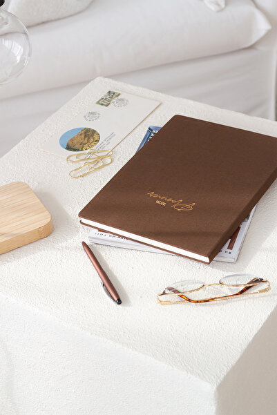 Matt Notebook 2026 Yılı 20x27 cm Keten Haftalık Planlayıcı Ajanda Kahverengi
