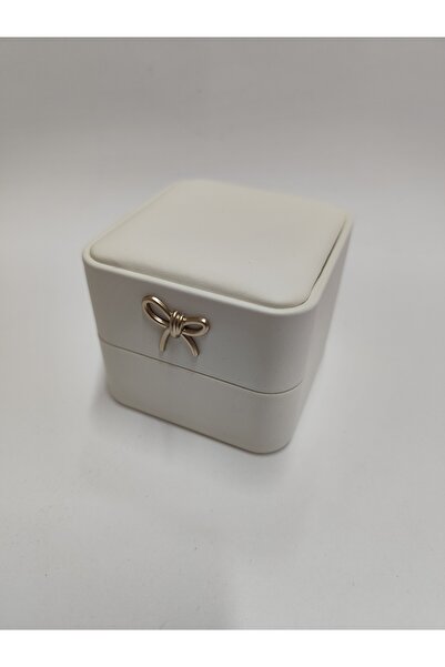 BURAKKUTU Deri Lüks ışıklı Beyaz Yüzük Kutusu (7x7cm yükseklik 6cm dir ithaldir