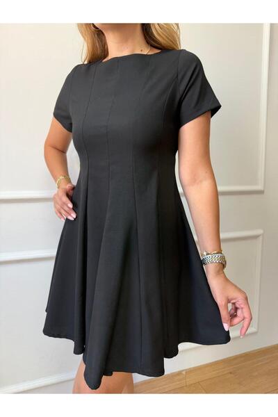 Size Özgü Black Flounce Dress