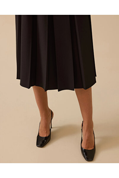 SEÇİL Belted Pleated Midi Skirt