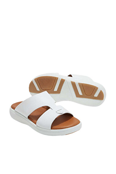 Steve Madden Mens Stht-242 White Arabic Sandals