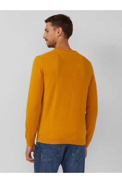 s.Oliver Men's sweater with embroidered logo and scoop neck, Regular fit