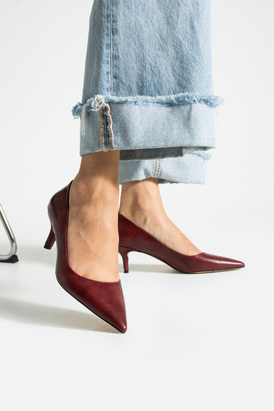 DESPİNA CLARA Kadın Koyu Kahverengi Sivri Burun İnce Topuklu Klasik Ayakkabı