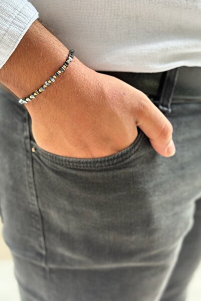 Utku Kuyumculuk 14 AYAR ÖZEL TASARIM KÜP HEMATİT TAŞLI VE ALTIN TOPLU İP BİLEKLİK