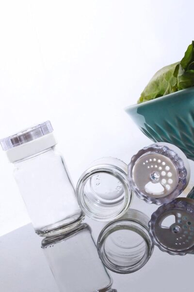 AC BOX Land of 3-Piece White Acrylic Lid Glass Salt Shaker Pepper Shaker Spice Jar Cylinder White Ac Box 8619