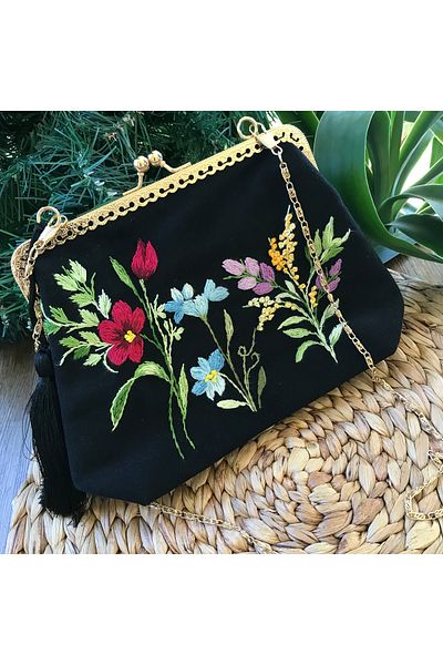 Home Black Linen Hand Embroidered Vintage Style Bag. Gold Color Chain Detailed. 100% Handmade 25X15 Size