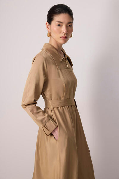 Touché Privé COLLAR ZIPPER DRESS