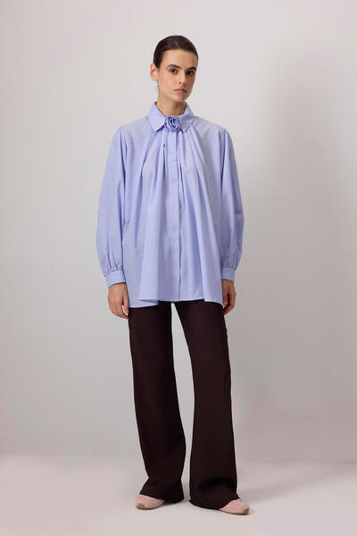 Touché Privé 100% Cotton Rose Detail Shirt