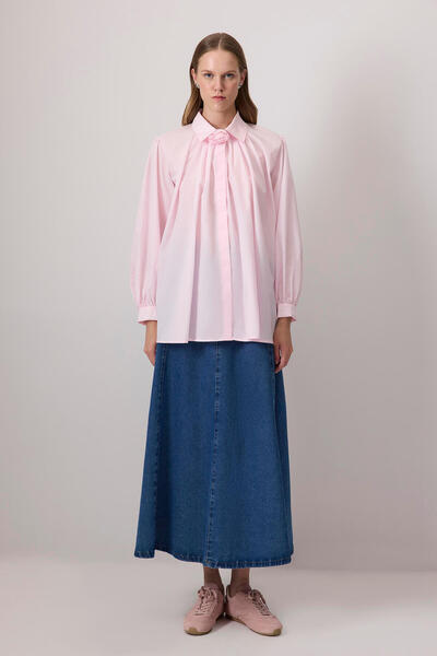 Touché Privé 100% Cotton Rose Detail Shirt