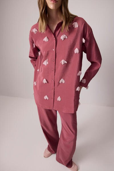 Touché Privé ΠΙΓΚΟ ΚΕΝΤΗΜΕΝΟ ΜΕ ΤΟΥΛΙ ΛΟΥΛΟΥΔΙΑ