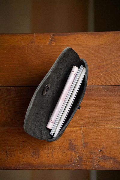 MAT Deri Genuine Leather Card Holder Wallet, Minimal, Handmade, Seamless Design with Snap Fastener