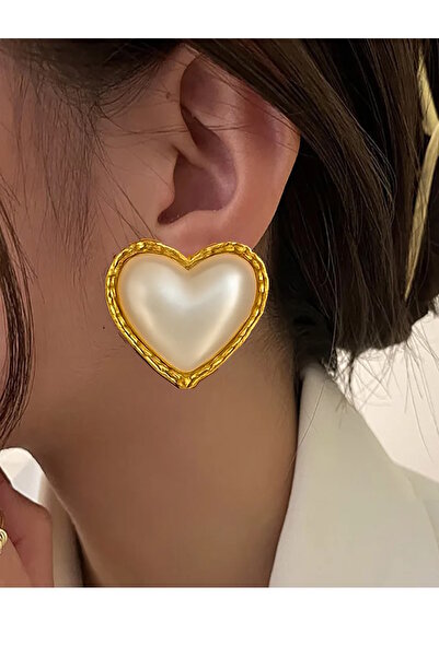 CAŞ DEKORASYON Gold Color Heart Figured Pearl Earrings (Pair)