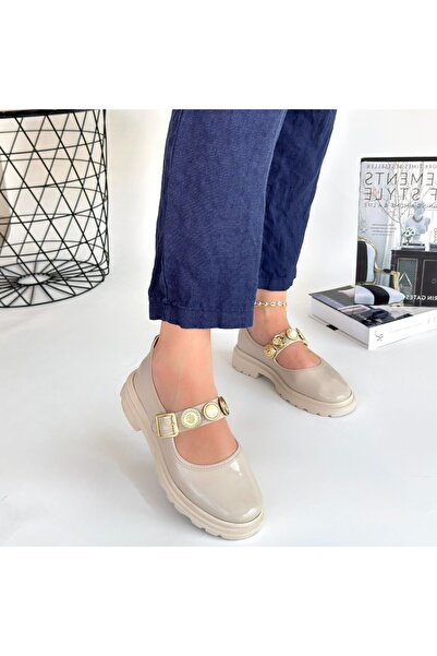 buğrahayalin Okira Beige Patent Leather Oxford Shoes