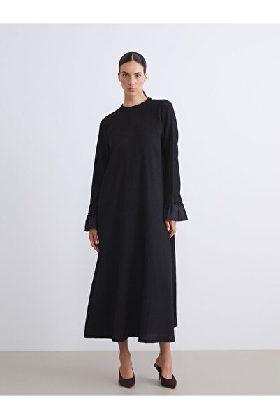 LC Waikiki Ruffled Stand Collar Knitwear Dress