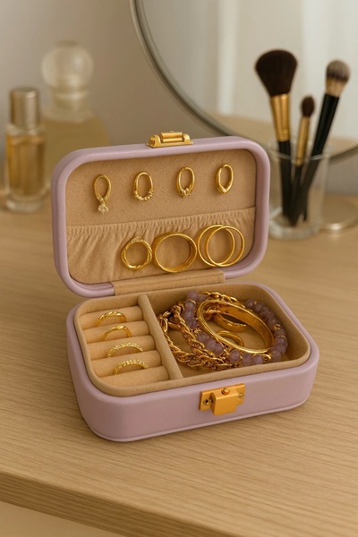 Evistro منظم صندوق مجوهرات من الجلد متوسط ​​الحجم للسفر والمجوهرات مقاس 12 سم...