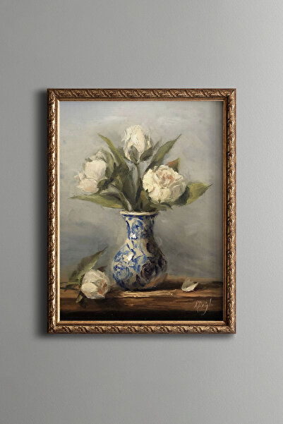 epiqart Mavi Vazoda Beyaz Güller - Vintage Desenli Çerçeve
