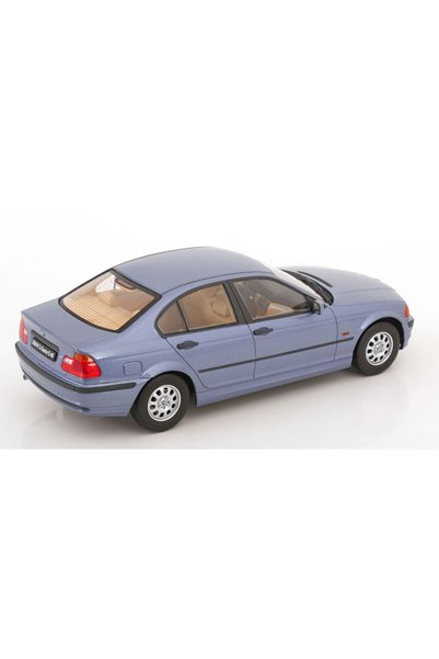 KK Scale Macheta auto BMW Seria 3 E46 1999 albastru 1:18 KK-Scale