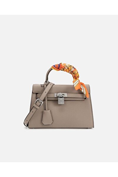 Arkaan Women's handbag with a modern design in brown color