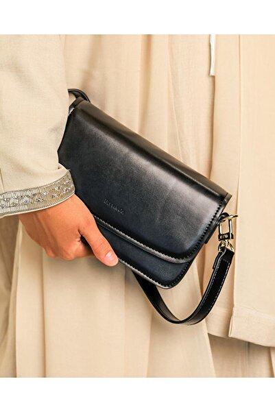 Arkaan ‎ شنطة نسائية باللون الأسود