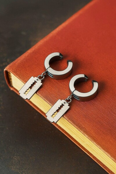 Fildişi Aksesuar Razor Symbol Shaped Unisex No Hole Pinch through Ear Steel Earrings
